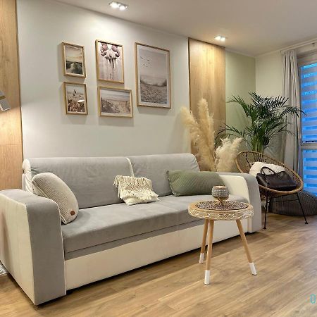 Boho Apartment - 10 Min To Old Town Gdansk,Pkp & Shopping Mall Exterior photo