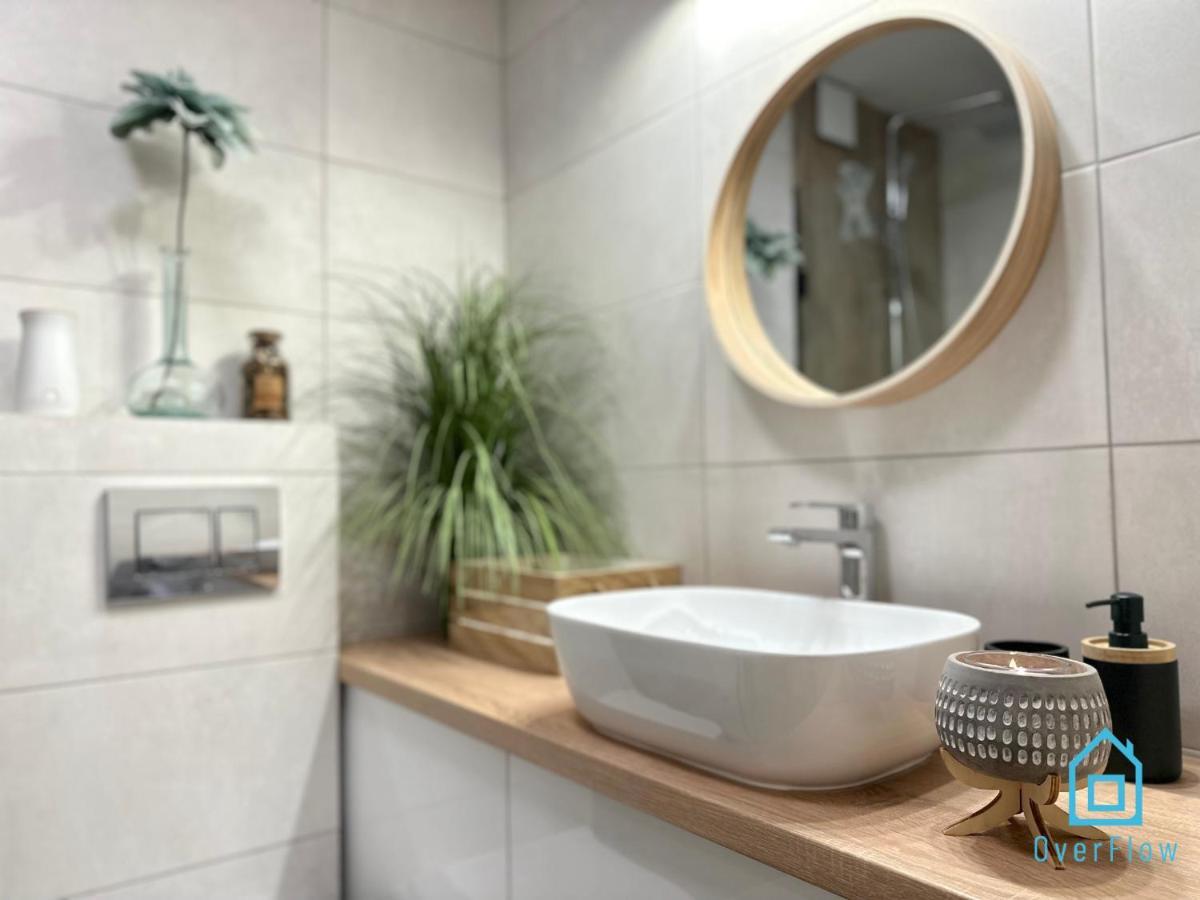 Boho Apartment - 10 Min To Old Town Gdansk,Pkp & Shopping Mall Exterior photo